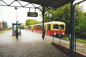 Der Panoramazug auf dem Weg zum Bahnhofsfest 2000
